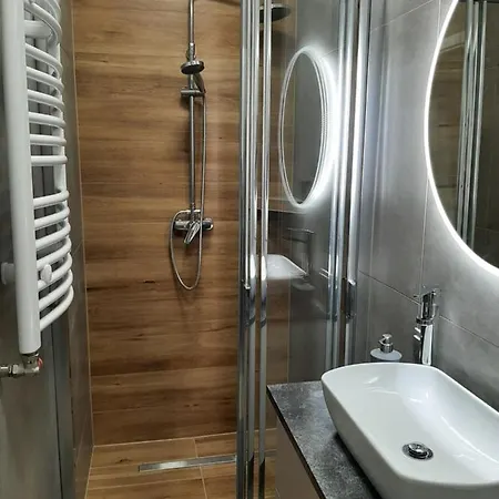 Pod Szyndzielnia, Debowiec Bielsko-Biała