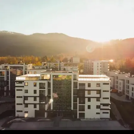 Pod Szyndzielnia, Debowiec Διαμέρισμα